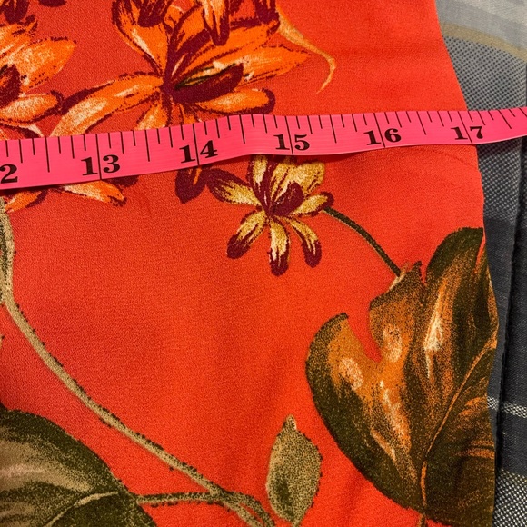 Lulu's Ulani Rusty Rose Floral Print Skater Dress 
Size M missing tie sash belt - Picture 9 of 13